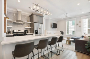 The Palm Suite at 124 Spring
